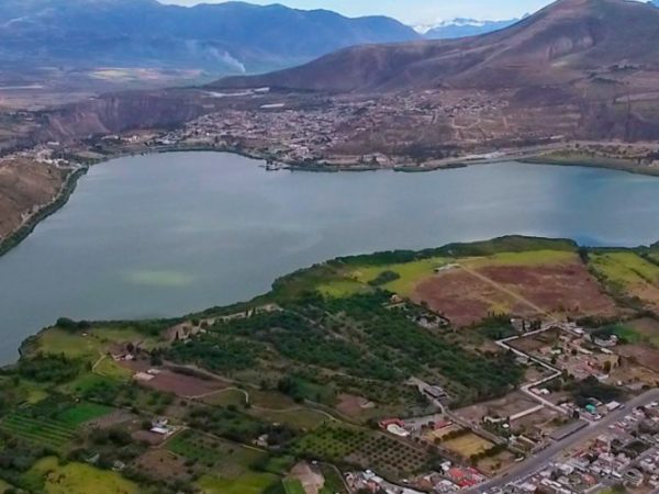 Investigación Subacuática en las Lagunas de Yahuarcocha&nbsp;(Review)