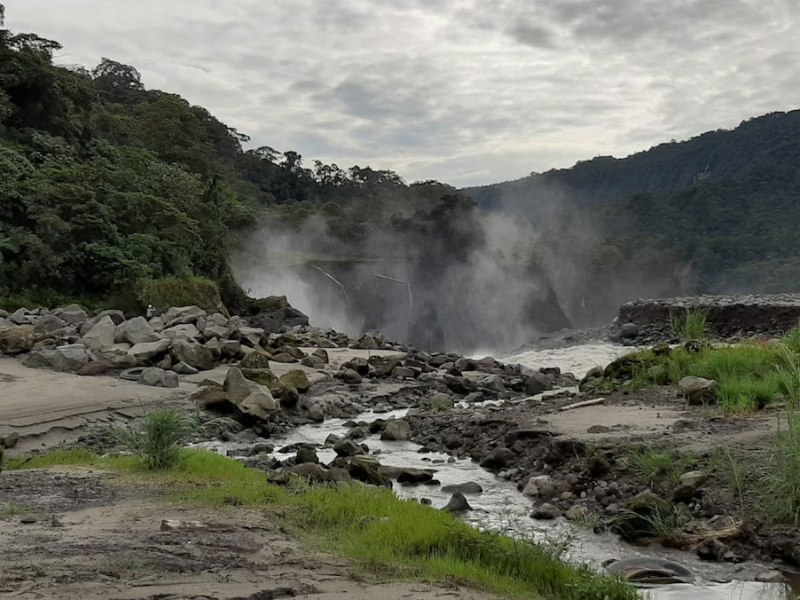 Ecuador Landslide Deepens Virus Crisis as Oil Pipelines Severed for&nbsp;Weeks
