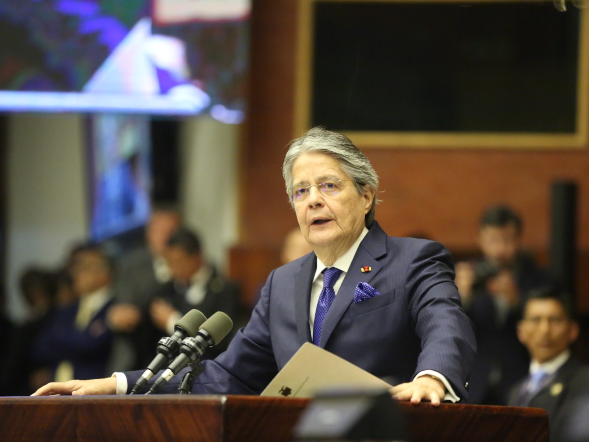 Ecuador President Dissolves Congress as Impeachment Investigation&nbsp;Expands